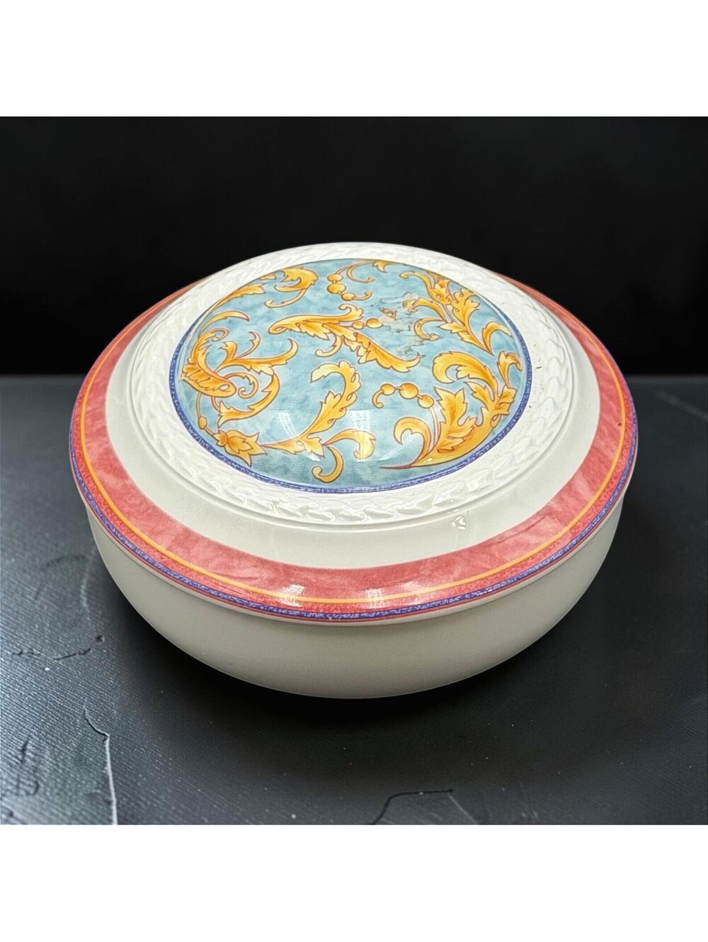 Vintage Villeroy & Boch Made in France Porcelain Lidded Trinket Box 4" x 2.5"